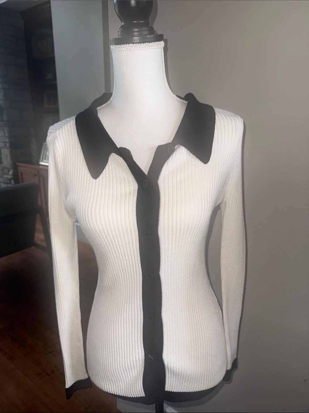 White House Black Market Ribbed Collared black and white Cardigan Sweater S